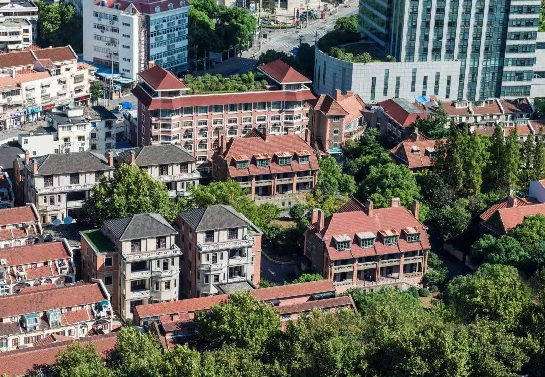 錦能物業(yè)中標(biāo)長寧金融園物業(yè)管理服務(wù)